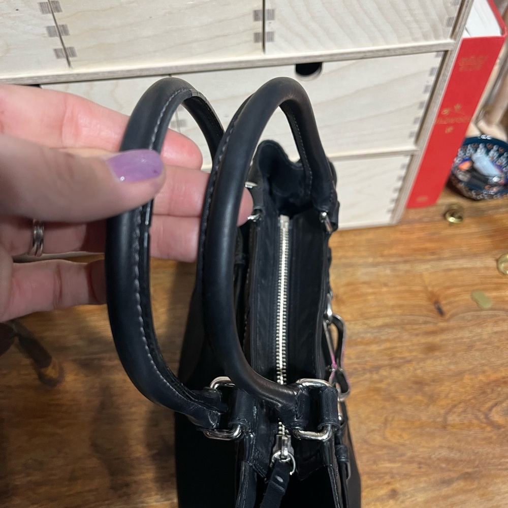 SOLD Coach Hampton Tassel tote in black leather - Picture 5 of 8